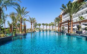 Amanti Hotel, MadeForTwo